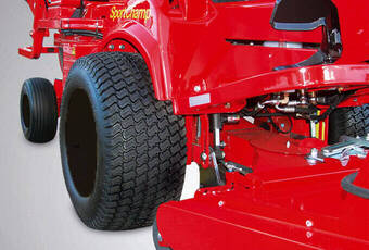 SportChamp SC2D - Tires especially for use on turf ensure low pressure on the ground.