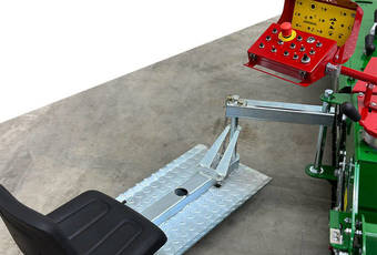 PlanoMatic P936 - adjustable operator seat and control panel. 