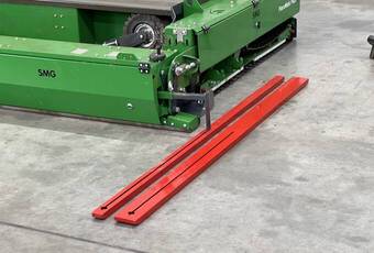 PlanoMatic P828 - integrated height levelling for evenly flat installation and optional wider slide bar.