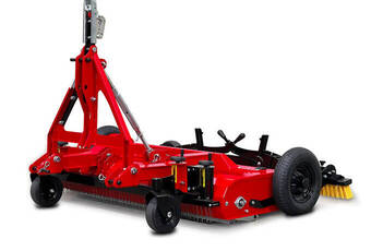 TurfCare TCA1400 - three point hitch and draw bar combination for safe and easy transportation