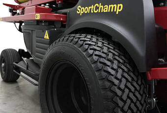 SportChamp SC2D - Tires especially for use on turf ensure low pressure on the ground.