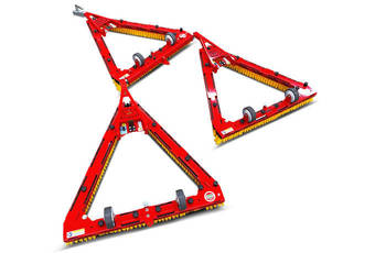 Cepillo triangular DB1000F - Trío con 2 metros de anchura de trabajo. giro a la izquierda, barras transversales plegadas