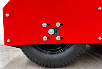 RenoMatic RM1502 - turf tires for minimal surface pressure