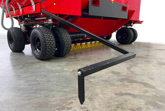 SandMatic B1505 RC/ECO - Dipstick for precise infilling. 