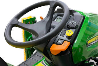 CareMax CM2B - Commandes de contrôle ergonomique.
