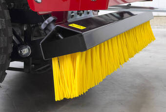 TurfBoy TB2 / TB2T - Changement rapide du système de brosse.