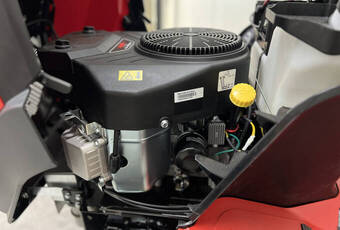 TurfBoy TB1 Eco - 2-cylinder petrol engine, air-cooled / 13 kW (17,7 HP)