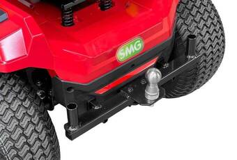 TurfBoy TB1 Eco DC - Attelage pour les traines, brosses triangulaires et barres magnétiques.