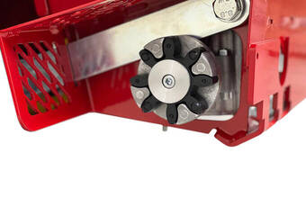 SportChamp SC2D - PTO to power the attachments.