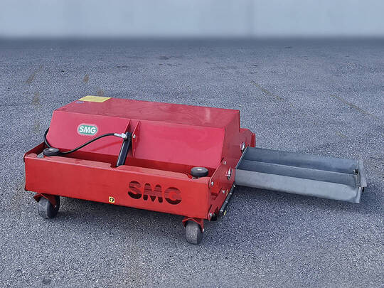 Rotating brush